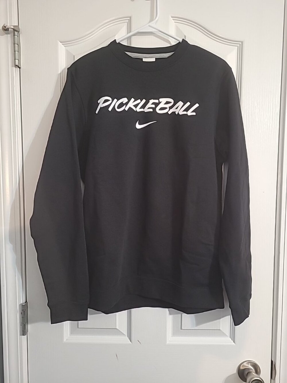 Nike Pickleball Mens Size Small Swoosh Fleece Crewneck Pullover Black Sweatshirt
